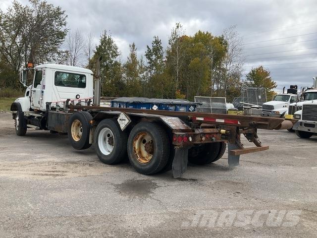 Mack CV713 Скиповые погрузчики