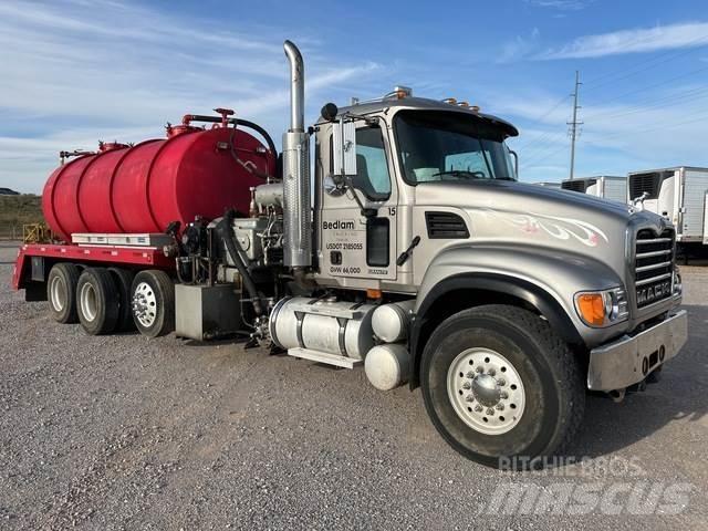 Mack CV713 Строительная техника - Другие