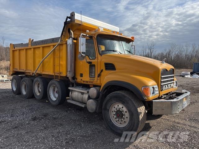 Mack CV713 Грузовики-Самосвалы