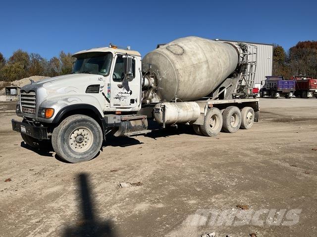 Mack CV713 Специальные грузовики