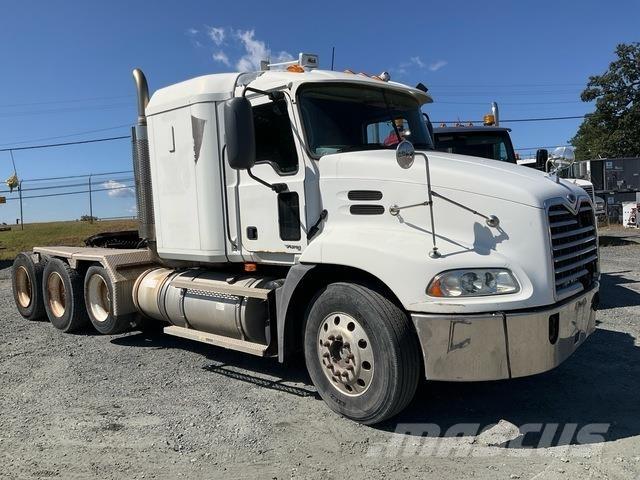 Mack CXN613 Седельные тягачи