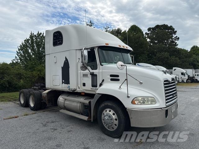 Mack CXP613 Седельные тягачи