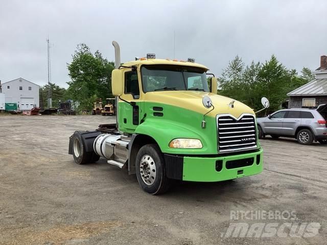Mack CXU612 Седельные тягачи
