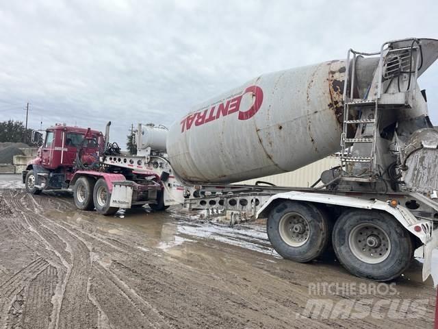 Mack CXU613 Седельные тягачи