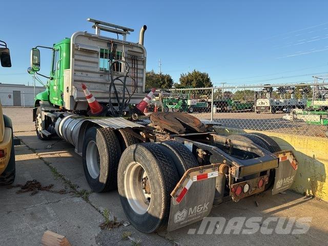 Mack CXU613 Седельные тягачи