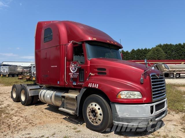 Mack CXU613 Седельные тягачи