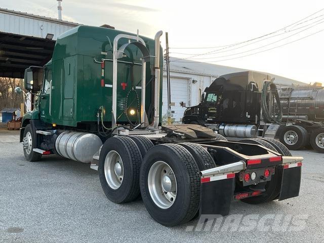 Mack CXU613 Седельные тягачи