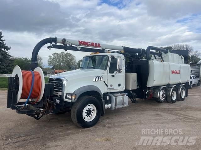 Mack GU713 Гусеничные экскаваторы