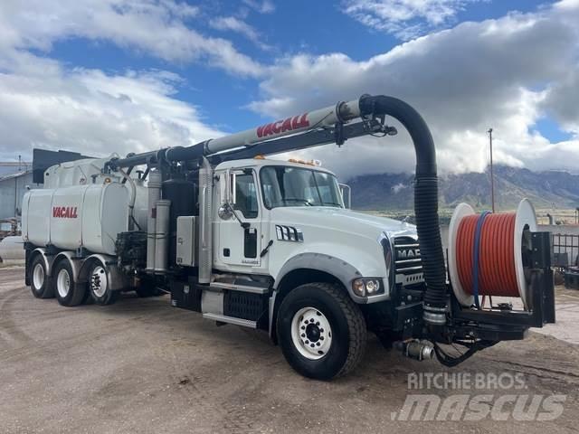 Mack GU713 Гусеничные экскаваторы