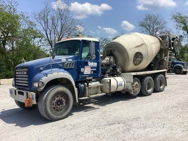 Mack GU713 Специальные грузовики