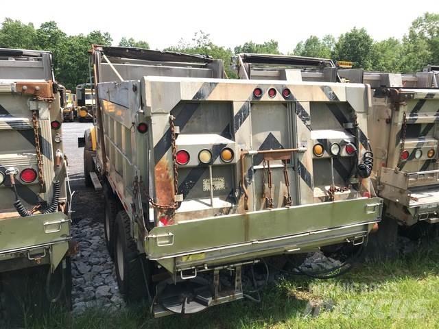 Mack GU713 Снежные отвалы и плуги
