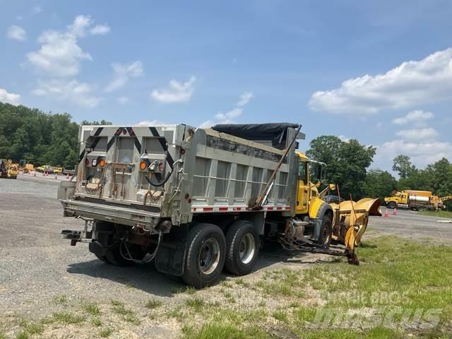 Mack GU713 Снежные отвалы и плуги