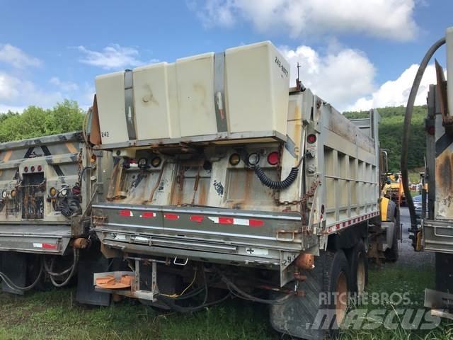 Mack GU713 Грузовики-Самосвалы
