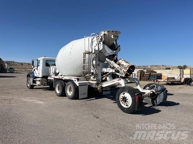 Mack GU713 Специальные грузовики