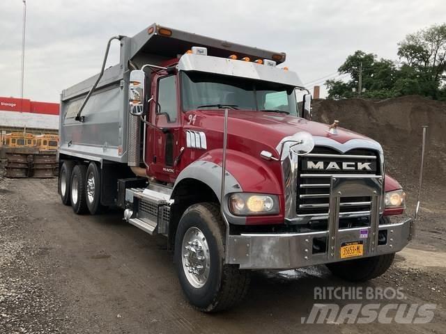 Mack GU713 Грузовики-Самосвалы