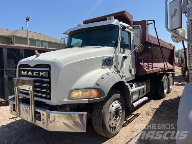 Mack GU813 Грузовики-Самосвалы