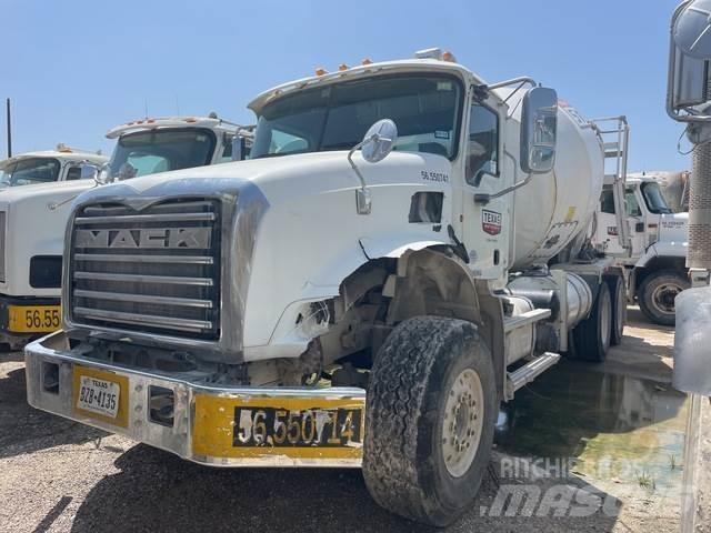 Mack GU813 Специальные грузовики