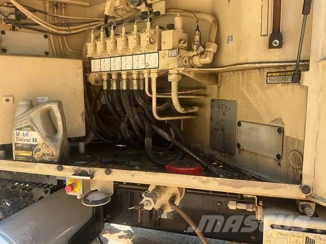 Mack GU813 Бетононасосы