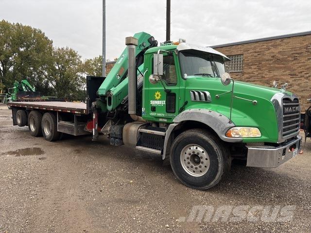 Mack GU813 Специальные грузовики