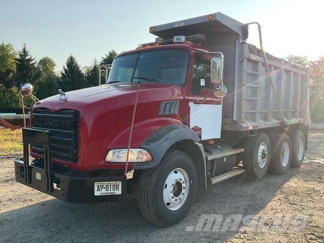 Mack GU813 Грузовики-Самосвалы