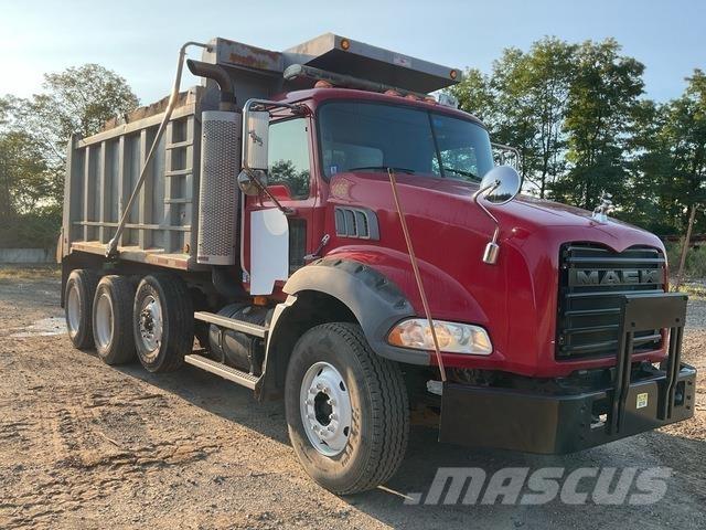 Mack GU813 Грузовики-Самосвалы