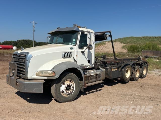 Mack GU813 Скиповые погрузчики