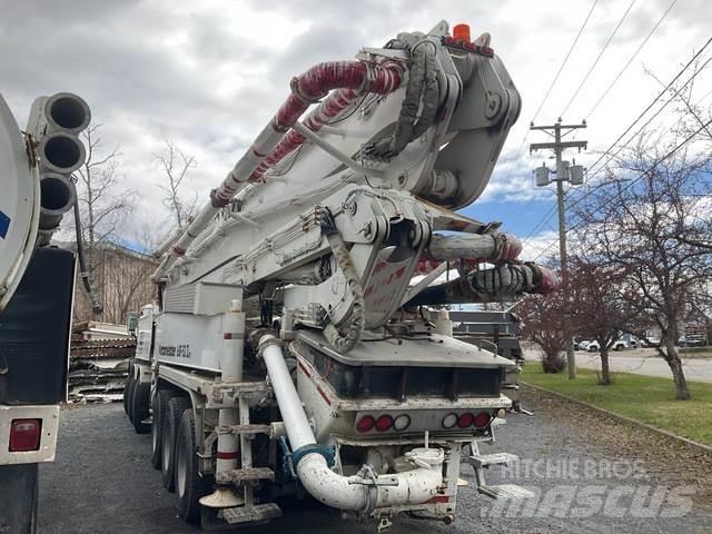 Mack MR688S Бетононасосы