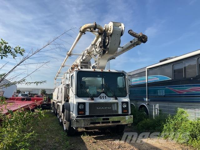 Mack MR688S Бетононасосы