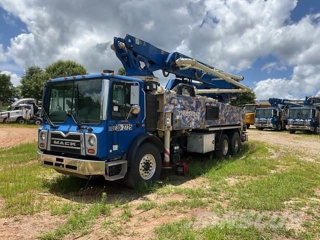 Mack MRU613 Бетононасосы