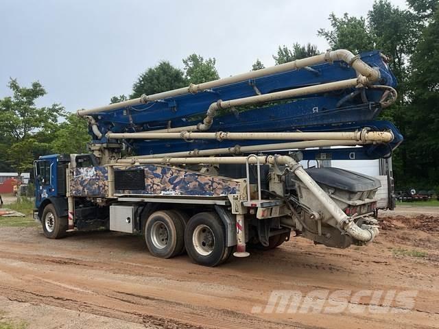 Mack MRU613 Бетононасосы