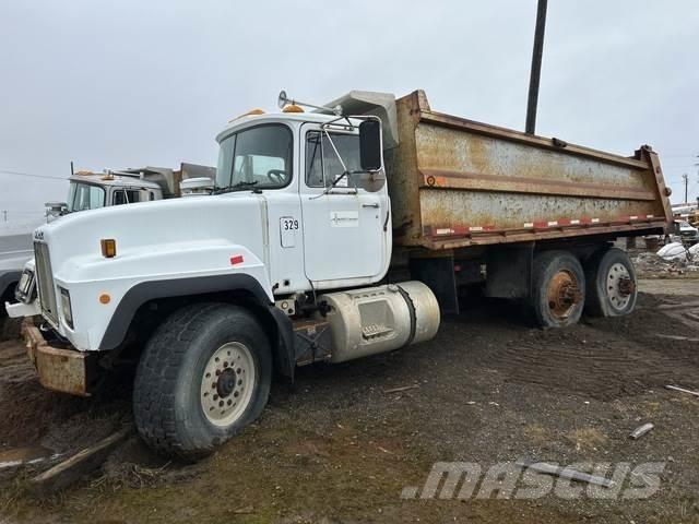 Mack RD688S Грузовики-Самосвалы