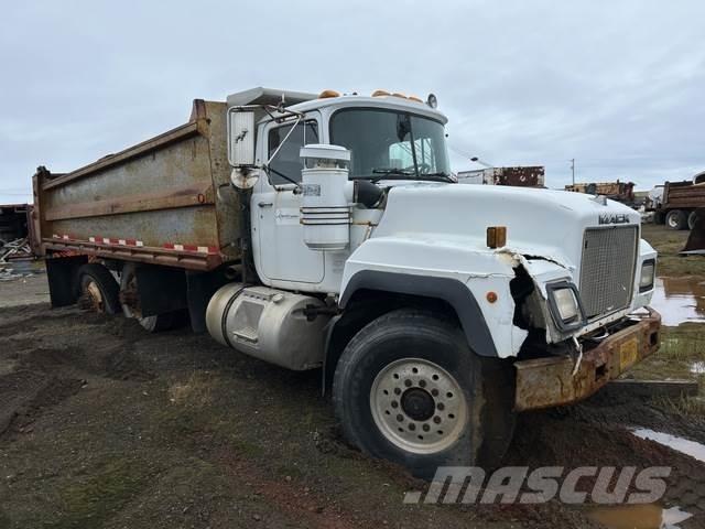 Mack RD688S Грузовики-Самосвалы
