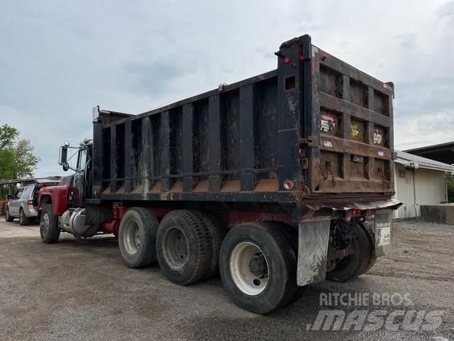 Mack RD690S Грузовики-Самосвалы