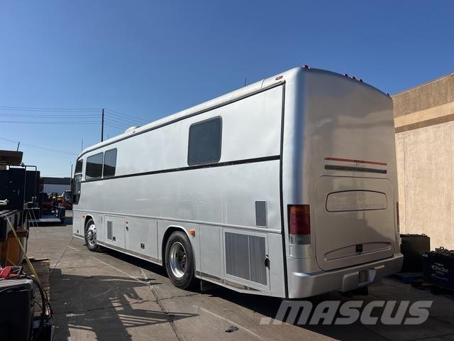 MCI F3500 Автодома и жилые автоприцепы