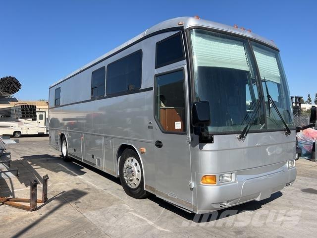 MCI F3500 Автодома и жилые автоприцепы