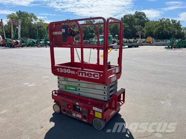 MEC 1330SE Ножничные подъемники
