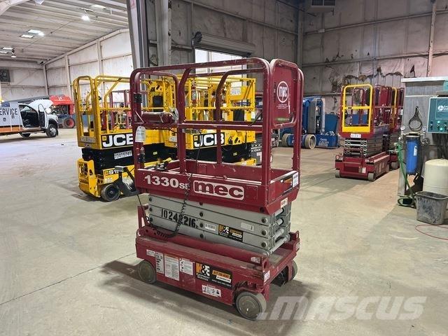 MEC 1330SE Ножничные подъемники
