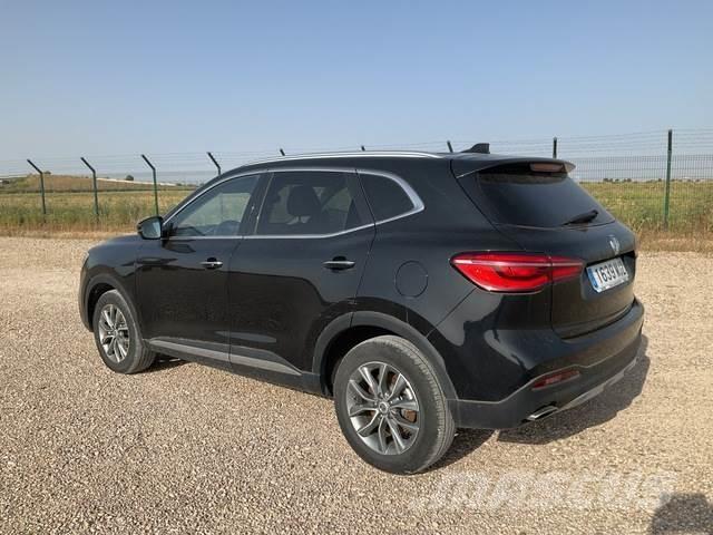 MG HS Легковые автомобили