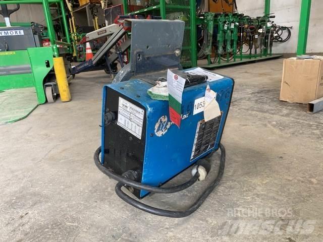 Miller CST 282 Сварочные аппараты