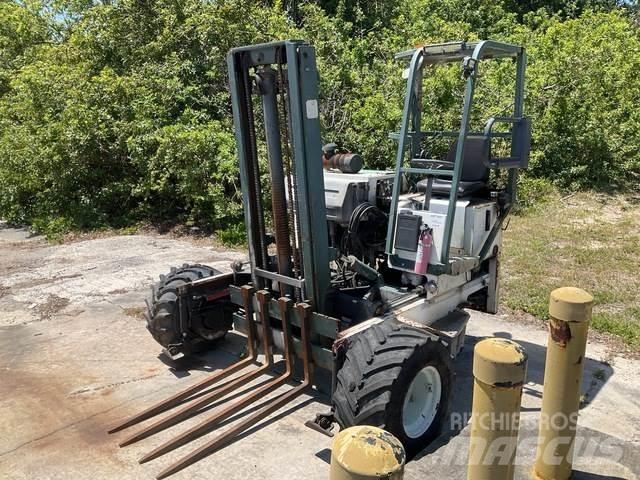 Moffett M5000 Прицепные вилочные погрузчики