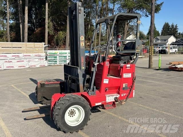 Moffett M5500 Прицепные вилочные погрузчики