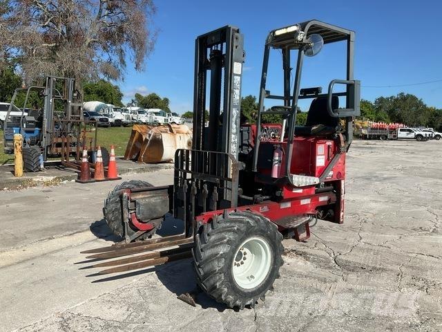 Moffett M5500 Прицепные вилочные погрузчики