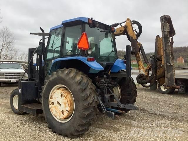 New Holland  Коммунальные тракторы