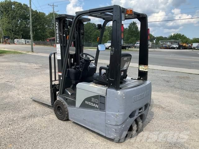 Nissan 1N1L15Y Электропогрузчики