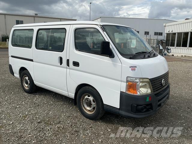 Nissan Caravan Микроавтобусы