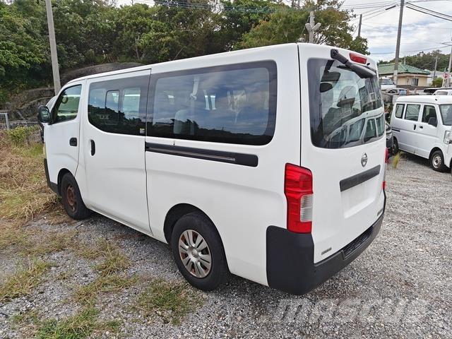 Nissan Caravan Микроавтобусы