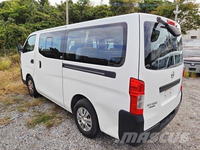 Nissan Caravan Микроавтобусы