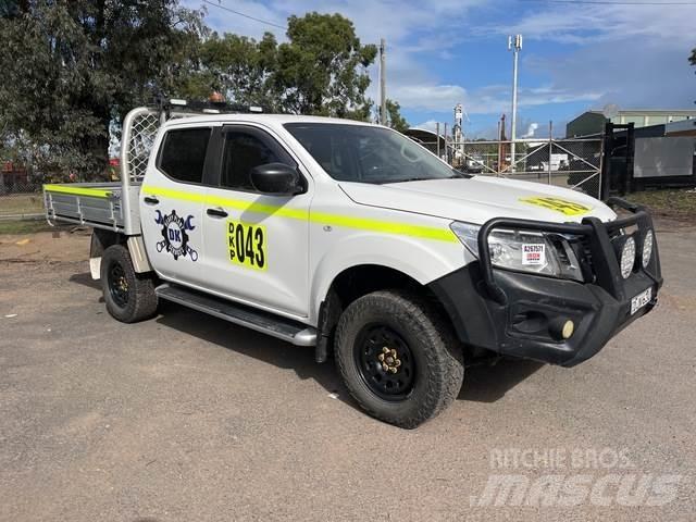 Nissan Navara Бортовые фургоны