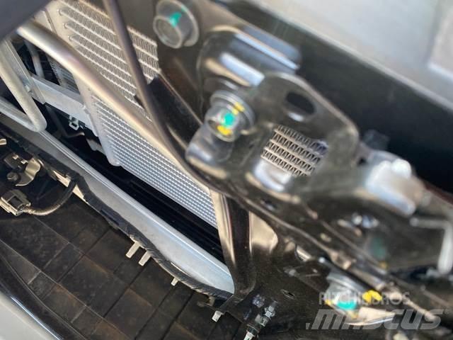 Nissan Navara Прочие фургоны