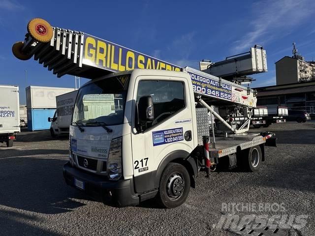 Nissan NT400 Автовышки